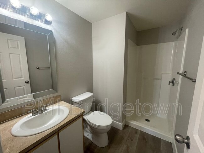 Foto del edificio - 3450 Hawthorne Ave NE