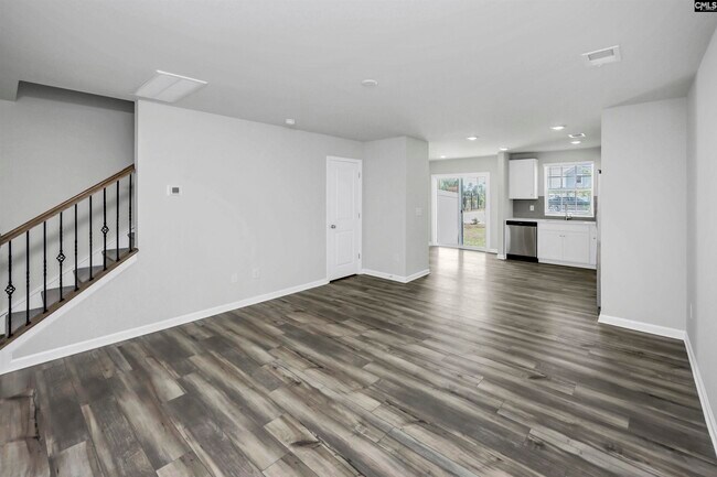 Foto del edificio - 244 Bones Rd