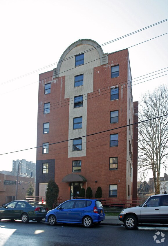 Primary Photo - Travers House