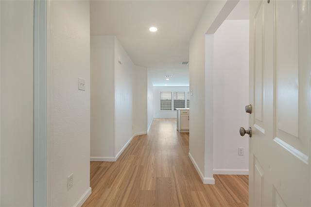 Foto del edificio - 1618 Pin Oak Trail