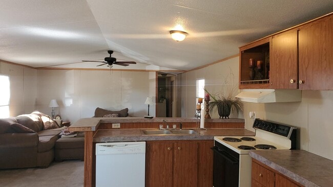 Building Photo - 2318 Sheryl Ann Ave