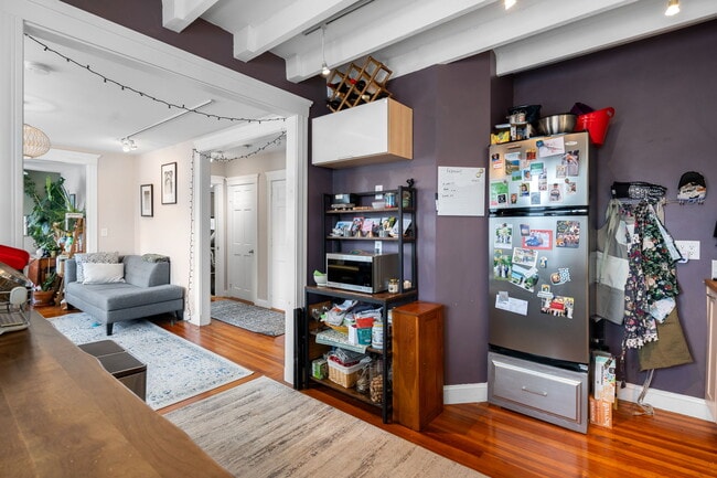 Foto del edificio - 61 Cummins Hwy