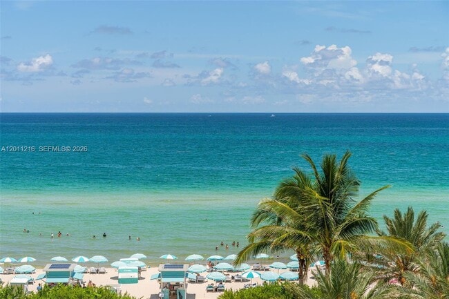 Foto del edificio - 6801 Collins Ave