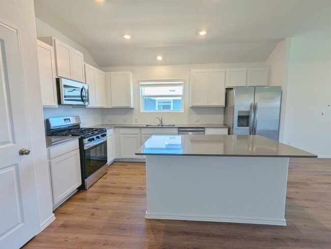 Building Photo - 360 Jeffers