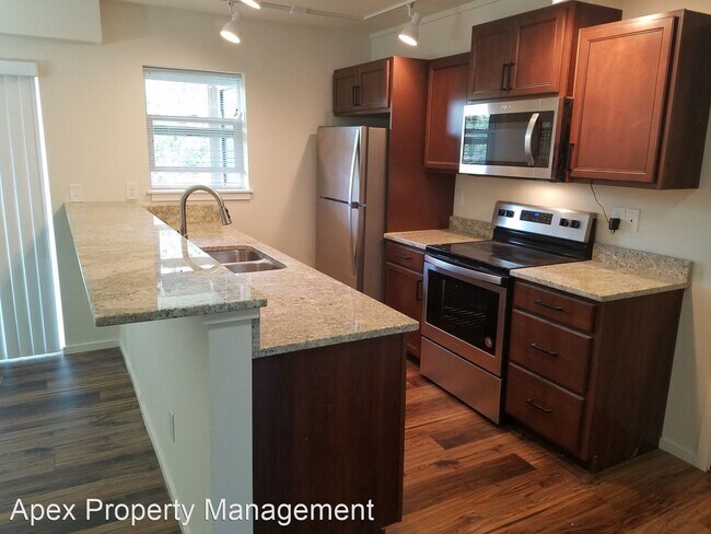 Foto del edificio - 4 br, 4 bath Apartment - 2305 DOUGLAS AVE