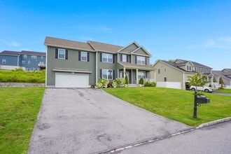 Building Photo - 149 Stratford Dr