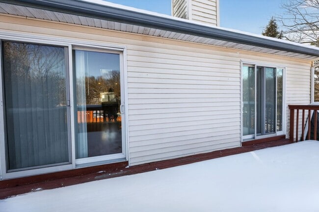 Building Photo - Charming 1BR House in Thiells