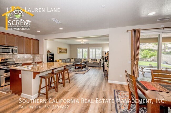 Foto del edificio - 19247 Lauren Ln