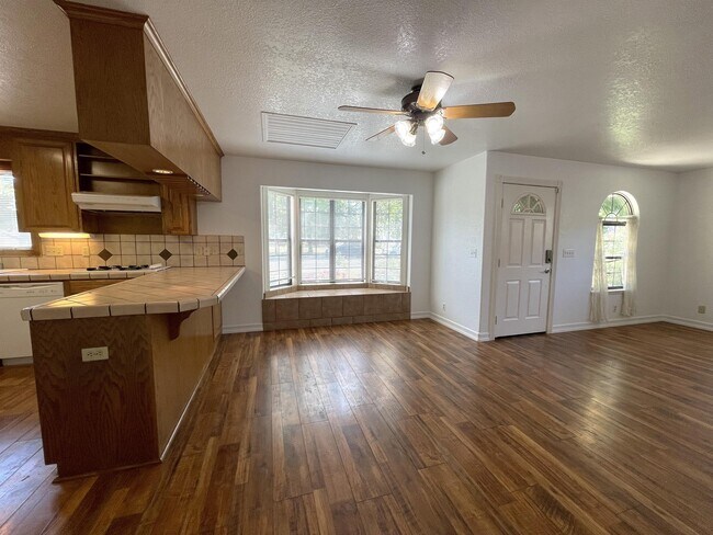 Foto del edificio - 1515 Hemlock St