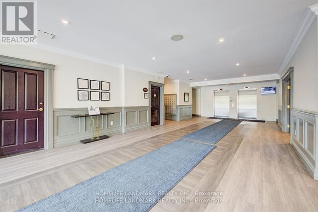 Building Photo - 255 Keats Way