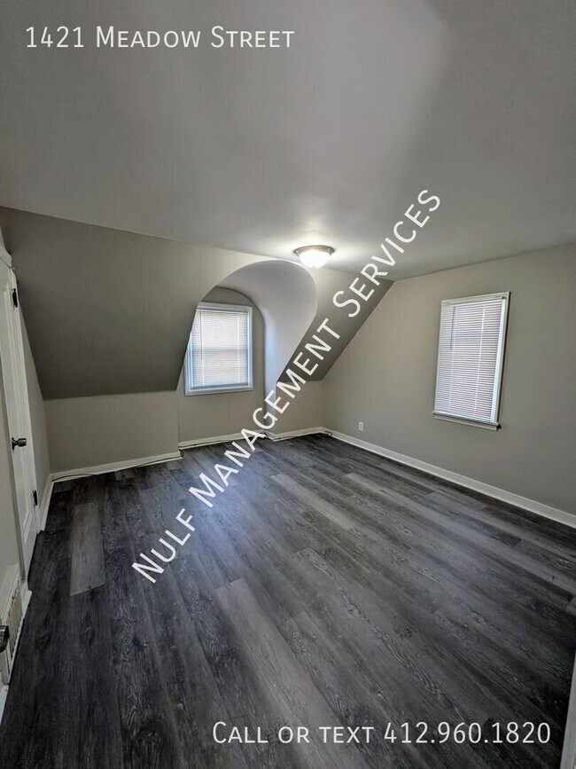 Foto del edificio - 1421 Meadow St