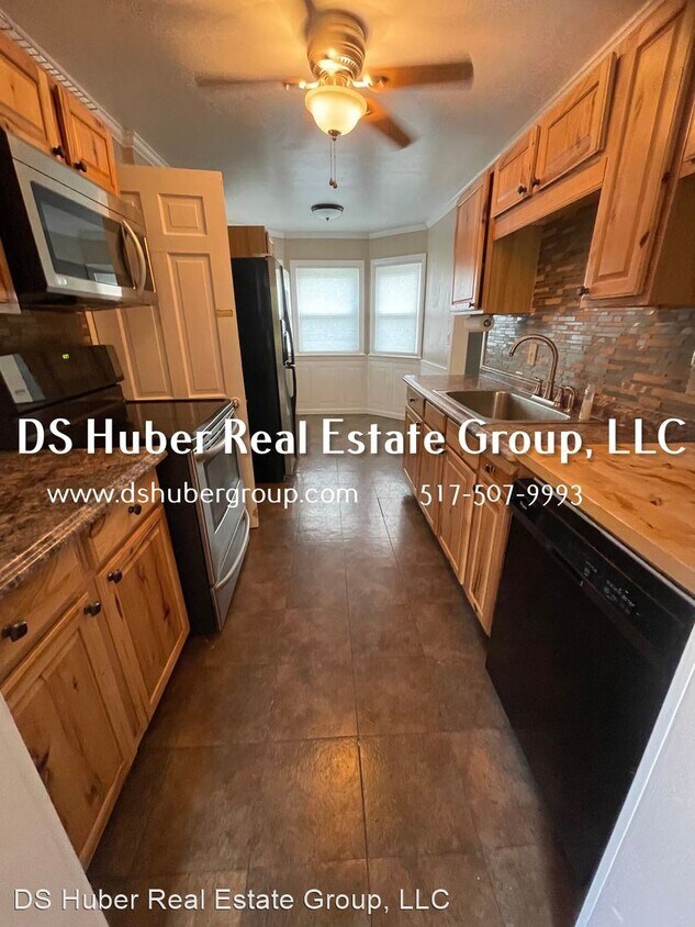 Primary Photo - 3 br, 1.5 bath House - 1510 W Allegan St
