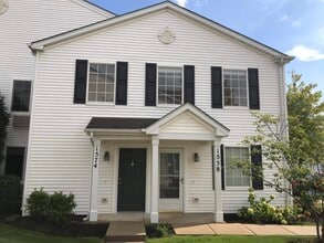 Building Photo - 1574 McClure Rd