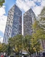 Building Photo - 345 W Fullerton Pkwy