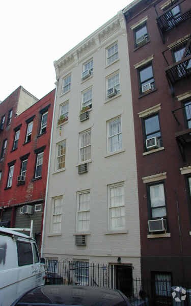 Foto del edificio - 242 W 20th St