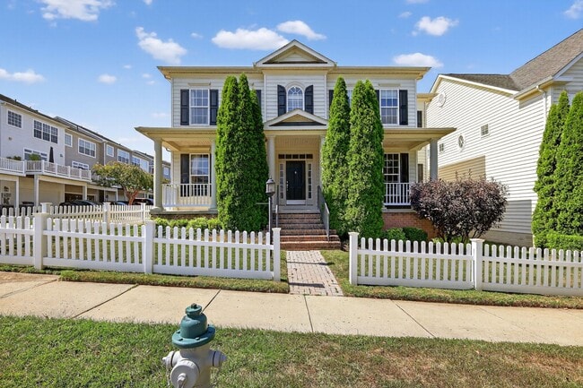 Building Photo - 4 Bed, 4.5 Bath Single Family Home in Clar...