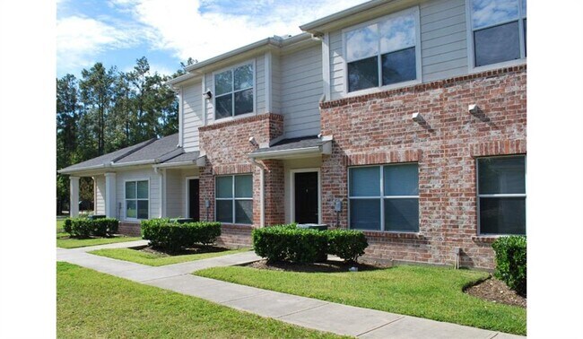 Foto del edificio - 24011 Richards Rd