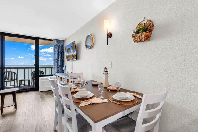 Building Photo - 2311 S Ocean Blvd