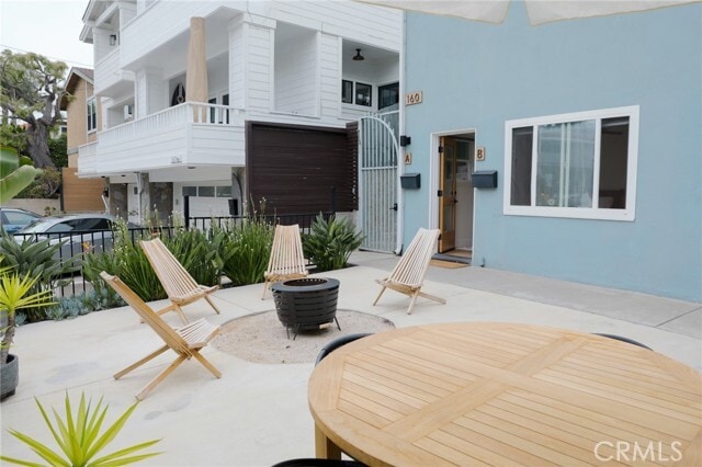 Building Photo - 160 Avenida Florencia