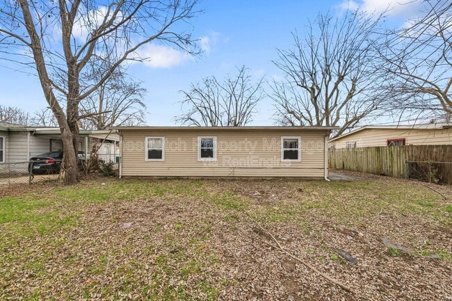 Building Photo - 133 St Thomas Ln