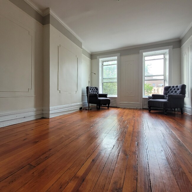 Foto del edificio - 488 Marion St