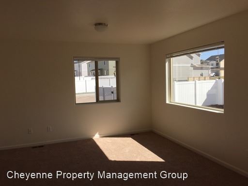 Building Photo - 4 br, 3.5 bath House - 3916 Firewalker Trail