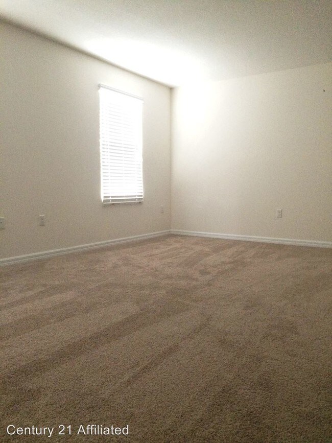 Building Photo - 10440 Whispering Hammock Dr