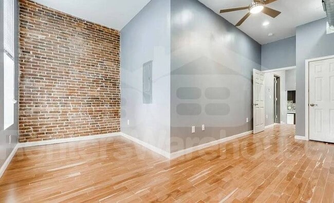 Building Photo - 1421 W Baltimore St