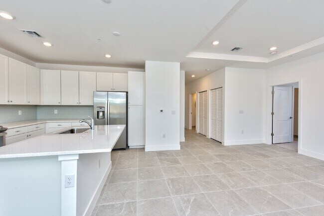 Foto del edificio - 3 BEDROM 3 BATH TOWNHOUSE IN VILLA MAR BON...