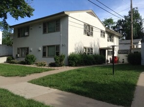 Building Photo - 512 W 16th St