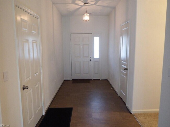 Foto del edificio - 4022 Kingston Pkwy