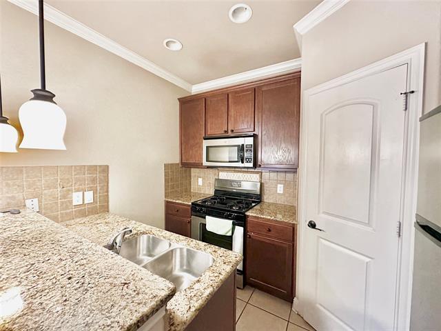 Building Photo - 13336 Patito Pl