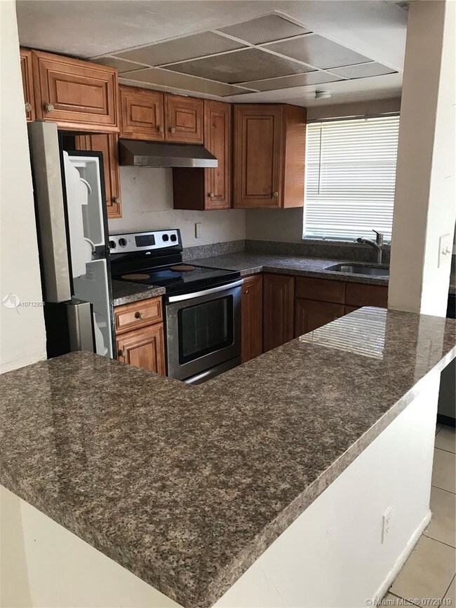 Building Photo - 2011 NW 59th Ave