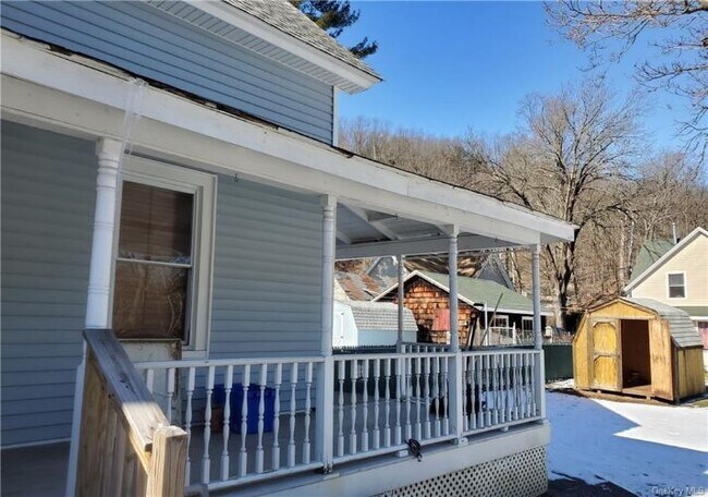 Building Photo - 36 3rd St