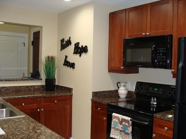 Building Photo - 955 Registry Blvd