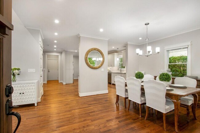 Foto del edificio - 782 Piedmont Way NE