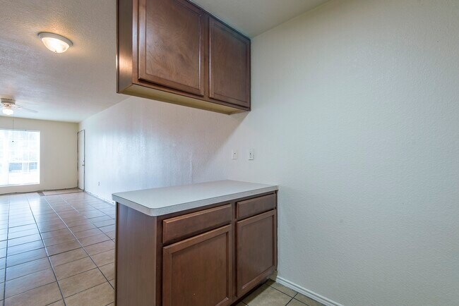 Foto del edificio - 6810 Westover St