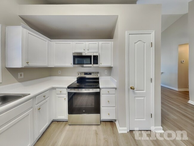 Building Photo - 2979 Rolling Ln