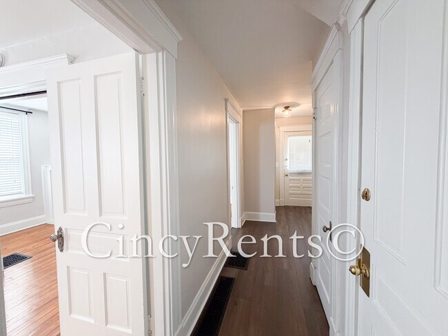 Foto del edificio - 2836 Linwood Ave