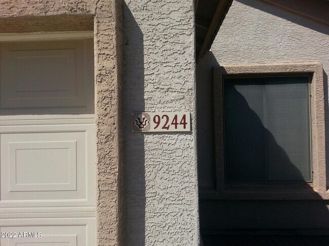 Building Photo - 9244 W Ironwood Dr
