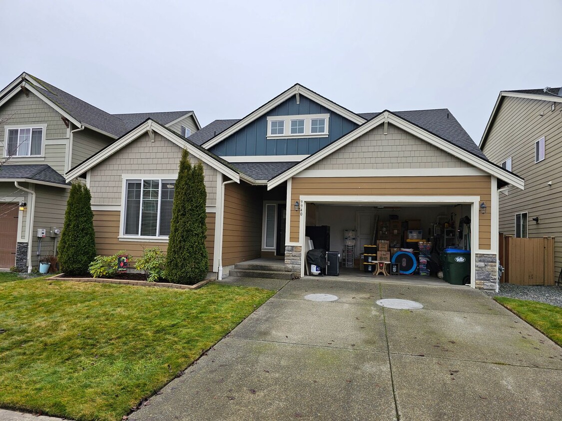 Foto principal - Smart Home Bliss For Rent in Yelm! | 25 Mi...