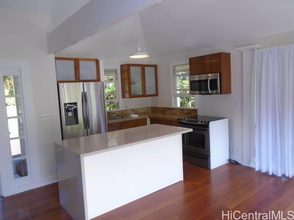 Foto principal - 60 Country Club Rd
