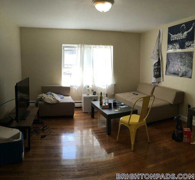 Building Photo - 65 Chiswick Rd