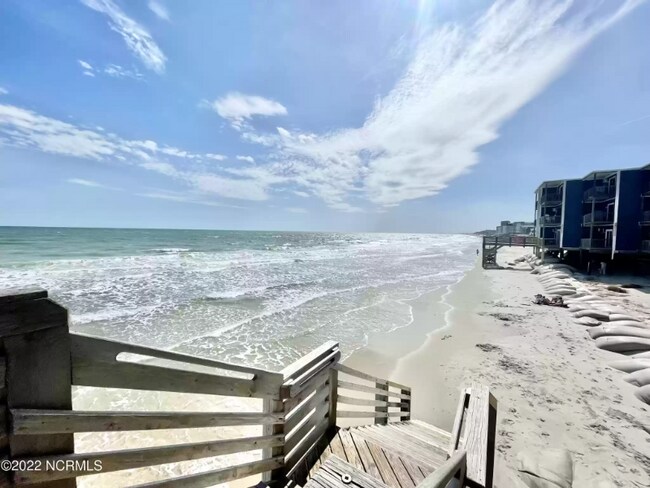 Foto del edificio - 2250 New River Inlet Rd