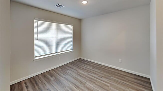 Foto del edificio - 489 Hardesty Dr