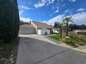 Building Photo - 7680 Bromeliad Ct
