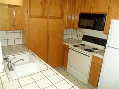 Building Photo - 4160 Louisiana St