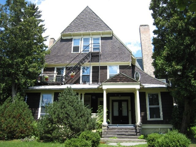 Primary Photo - 510 E Seneca St