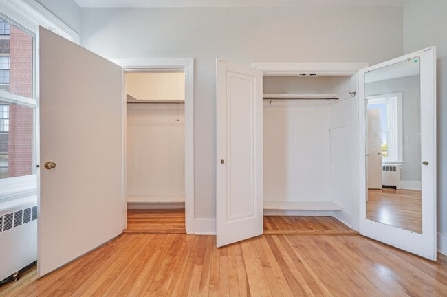 Building Photo - 286 Beacon St