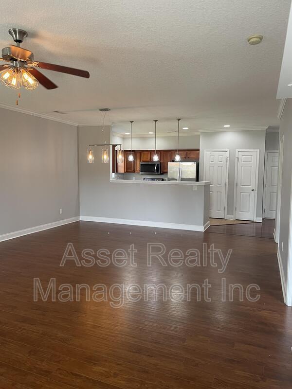 Building Photo - 1427 Remington Grove Ln